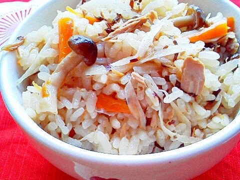ツナ缶と塩昆布の旨味で 簡単炊き込みご飯 レシピ 作り方 By Mama Papa 楽天レシピ